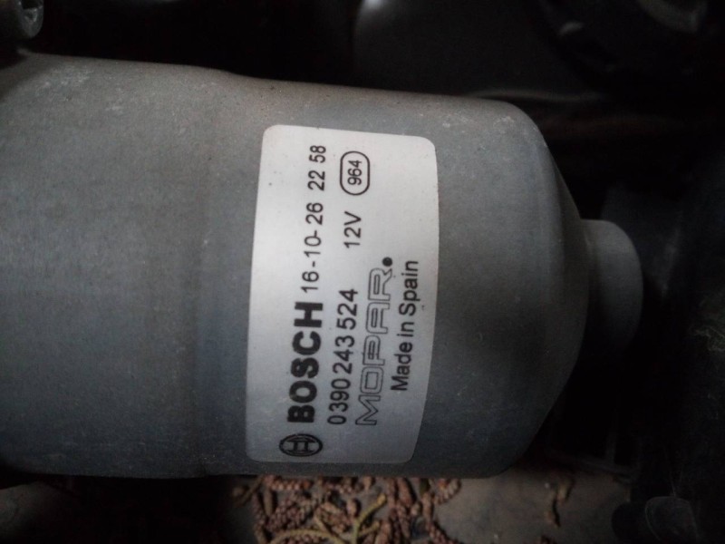 Recambio de motor limpia delantero para jeep renegade limited 4wd referencia OEM IAM 0390243524  