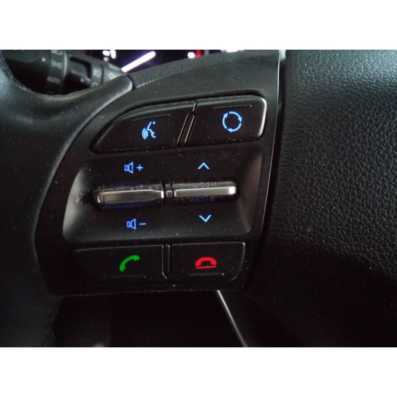 Recambio de volante para hyundai i30 fastback tecno referencia OEM IAM 96710G4130 3C829D1000 E2-B5-29-2