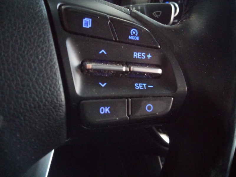 Recambio de volante para hyundai i30 fastback tecno referencia OEM IAM 96710G4130 3C829D1000 E2-B5-29-2