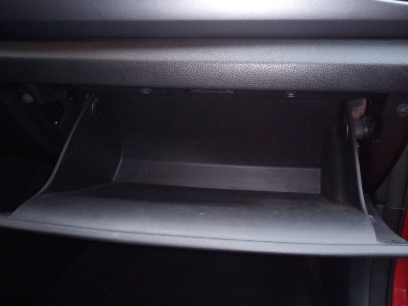 Recambio de guantera para kia rio (yb) drive referencia OEM IAM   