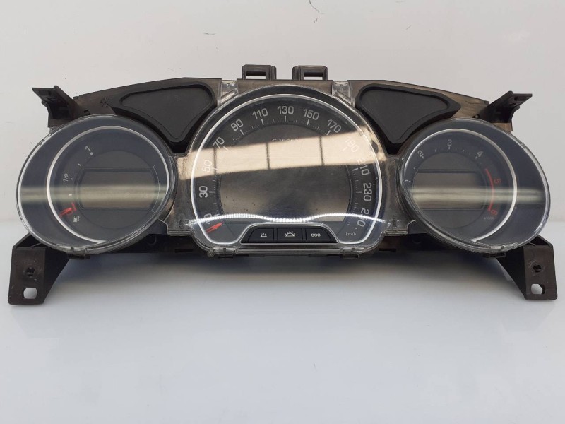 Recambio de cuadro instrumentos para citroën c5 berlina business referencia OEM IAM 9677282080  E3-B2-8-4