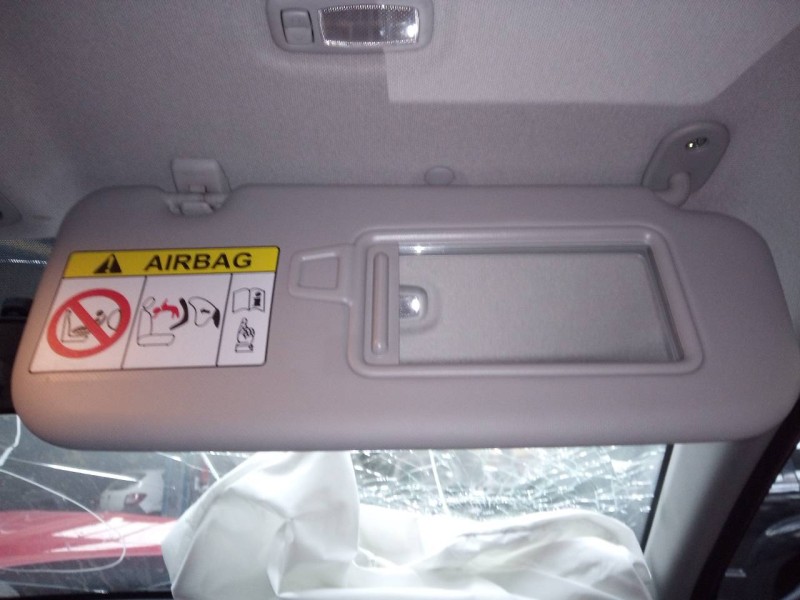 Recambio de parasol derecho para kia rio (yb) drive referencia OEM IAM   