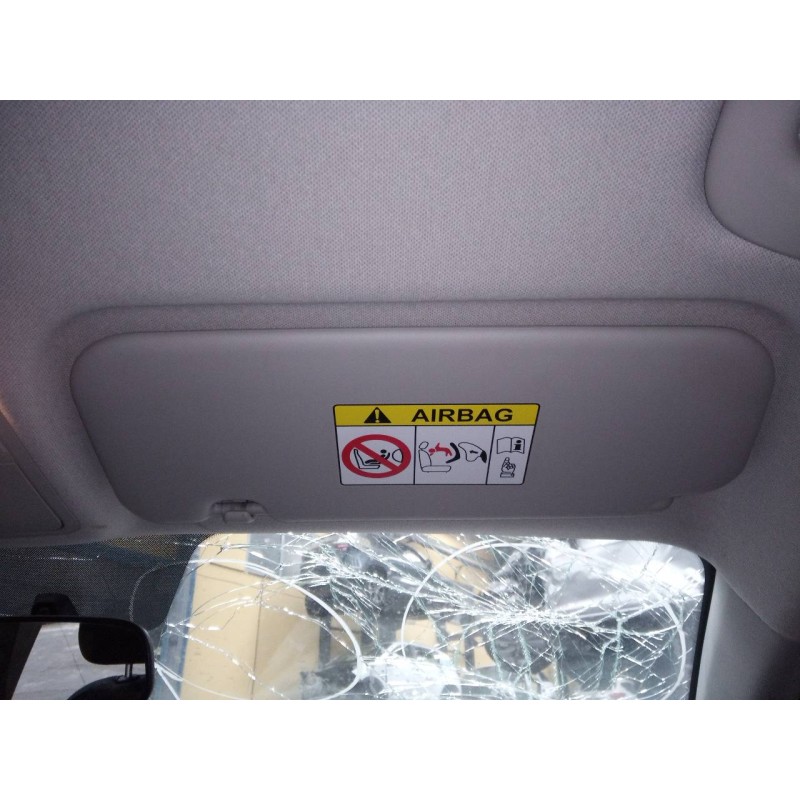 Recambio de parasol derecho para kia rio (yb) drive referencia OEM IAM   