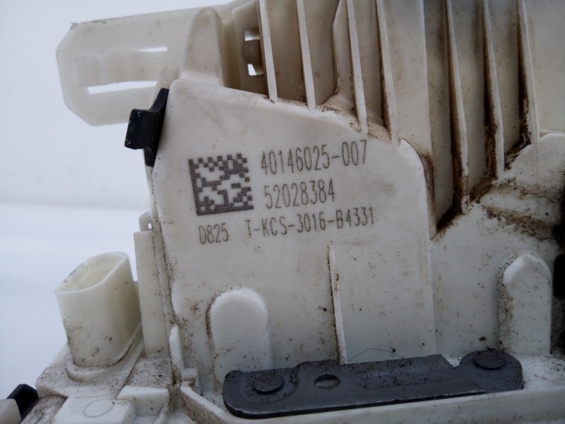 Recambio de cerradura puerta trasera derecha para jeep renegade limited 4wd referencia OEM IAM 52028384 40146025007 E1-B5-48-2