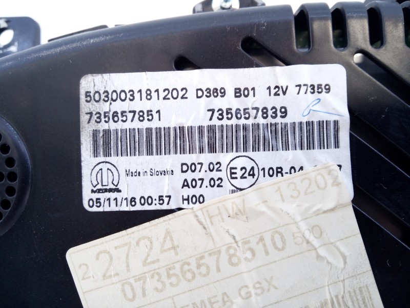 Recambio de cuadro instrumentos para jeep renegade limited 4wd referencia OEM IAM 735657851 735657839 E3-B6-23-1