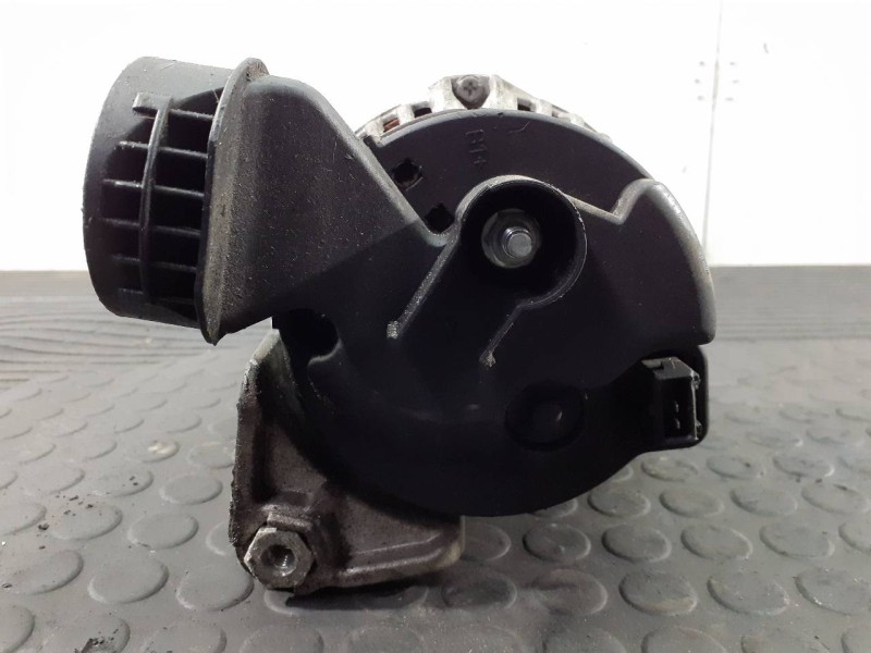 Recambio de alternador para bmw x5 (e53) 3.0i referencia OEM IAM 12317501599  P3-A4-25-4
