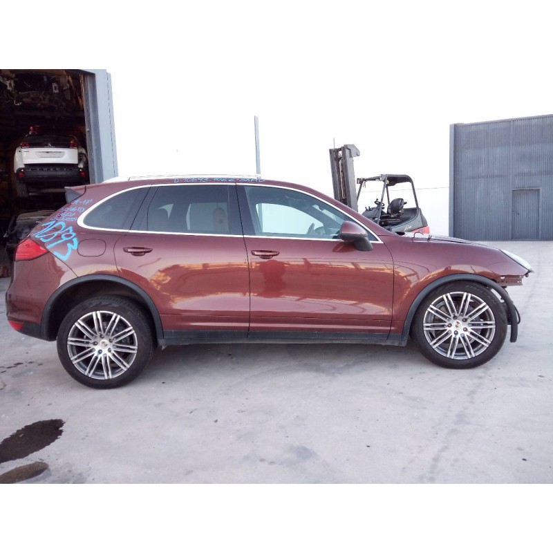 porsche cayenne (typ 92aa) del año 2011