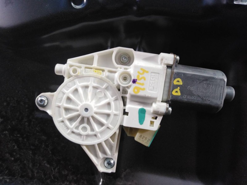 Recambio de elevalunas delantero derecho para mercedes-benz clase r (w251) 320 cdi (251.022) referencia OEM IAM A2518200842 A251