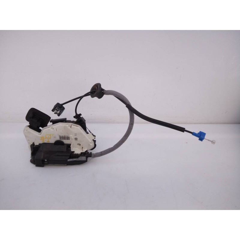 Recambio de cerradura puerta trasera derecha para seat leon (5f1) style referencia OEM IAM 5K4839016AF  E1-A5-52-1