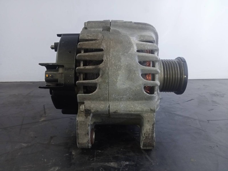 Recambio de alternador para renault megane iii berlina 5 p limited referencia OEM IAM 8200849752 2606154D P3-A5-28-3