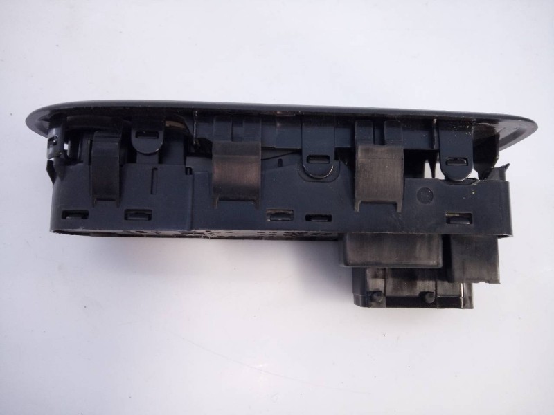 Recambio de mando elevalunas delantero izquierdo para citroën c3 selection referencia OEM IAM   E3-B2-25-4