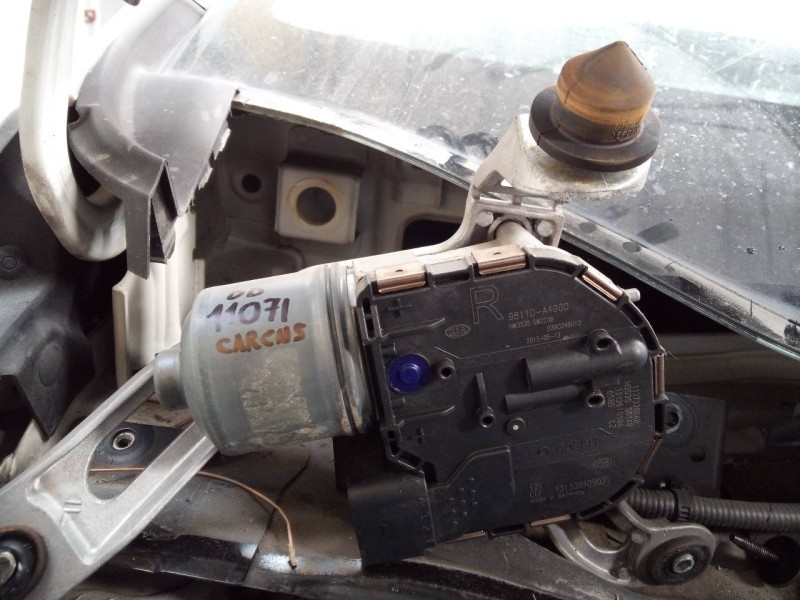 Recambio de motor limpia delantero para kia carens ( ) drive referencia OEM IAM 98110A4900  