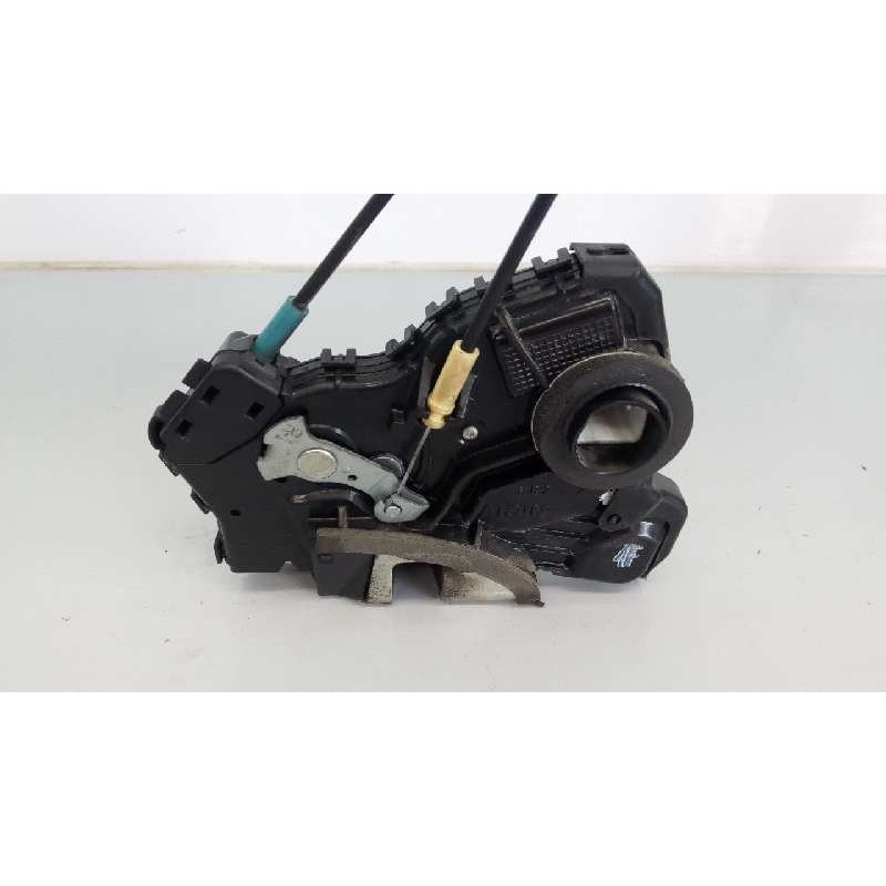Recambio de cerradura puerta delantera derecha para toyota verso advance referencia OEM IAM   E2-B4-25-2