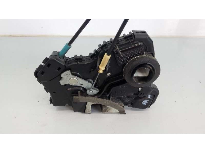 Recambio de cerradura puerta delantera derecha para toyota verso advance referencia OEM IAM   E2-B4-25-2