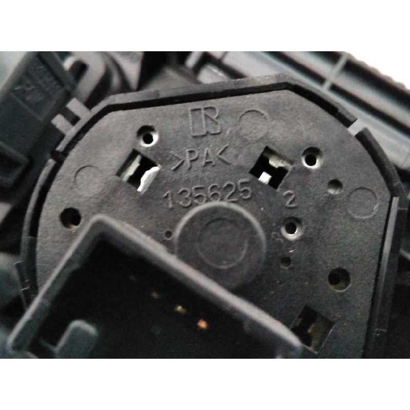 Recambio de mando multifuncion para toyota land cruiser (j15) gx referencia OEM IAM 135625  E3-B2-15-1