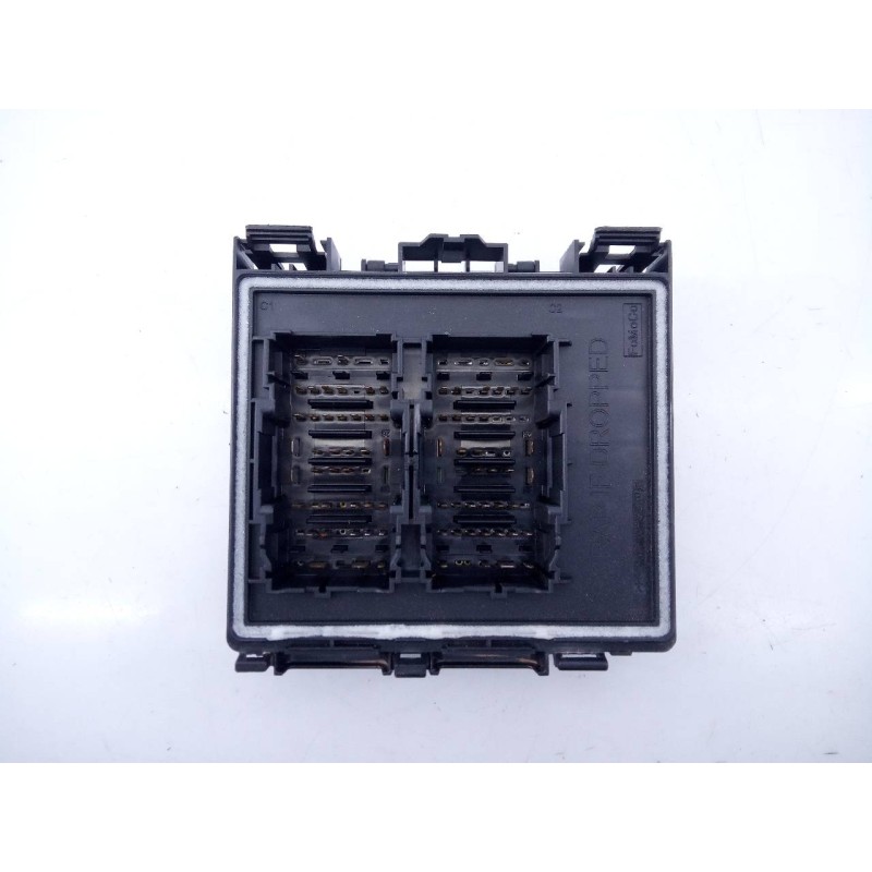 Recambio de caja reles / fusibles para ford kuga st-line referencia OEM IAM NV4T14D068ELA 9402911943 E3-B3-26-2