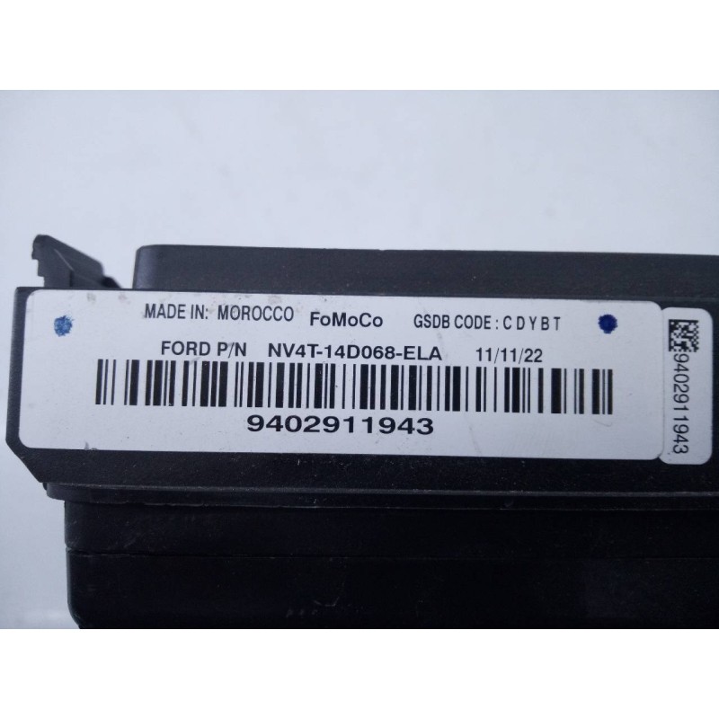 Recambio de caja reles / fusibles para ford kuga st-line referencia OEM IAM NV4T14D068ELA 9402911943 E3-B3-26-2