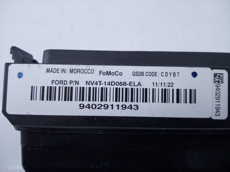 Recambio de caja reles / fusibles para ford kuga st-line referencia OEM IAM NV4T14D068ELA 9402911943 E3-B3-26-2