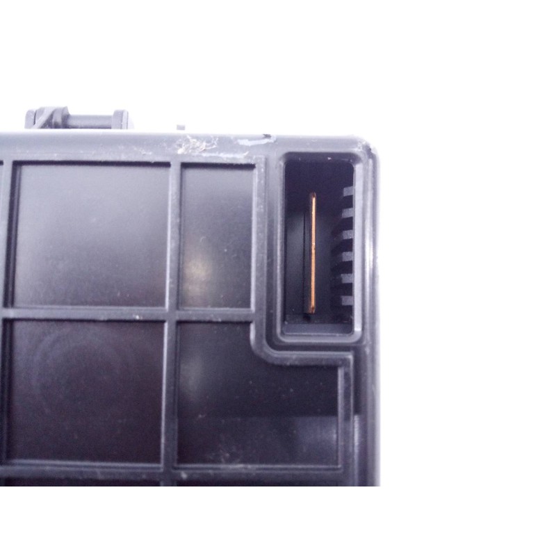 Recambio de caja reles / fusibles para ford kuga st-line referencia OEM IAM NV4T14D068ELA 9402911943 E3-B3-26-2