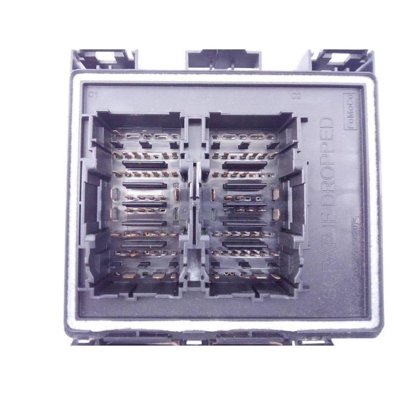 Recambio de caja reles / fusibles para ford kuga st-line referencia OEM IAM NV4T14D068ELA 9402911943 E3-B3-26-2