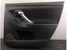 Recambio de guarnecido puerta trasera derecha para toyota verso advance referencia OEM IAM   P2-A1-E16