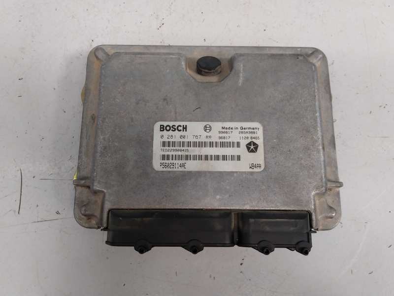 Recambio de centralita motor uce para jeep gr.cherokee (wj/wg) 3.1 td limited referencia OEM IAM 0281001767 P56029114AE E3-B6-22