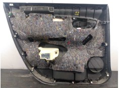 Recambio de guarnecido puerta trasera derecha para toyota verso advance referencia OEM IAM   P2-A1-E16 2