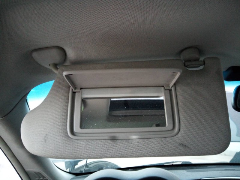 Recambio de parasol izquierdo para infiniti q70 lim. 3.0d gt referencia OEM IAM   