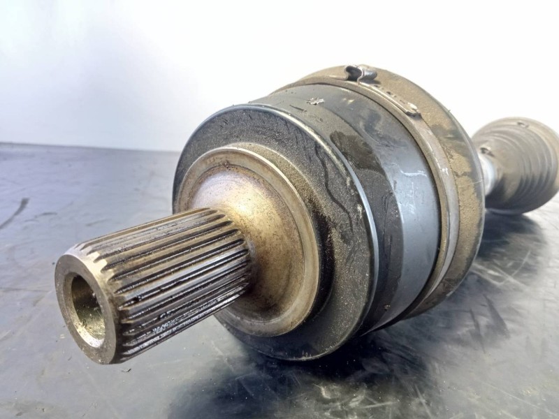 Recambio de transmision delantera izquierda para mercedes-benz clase a (w176) a 180 cdi blueefficiency (176.012) referencia OEM 