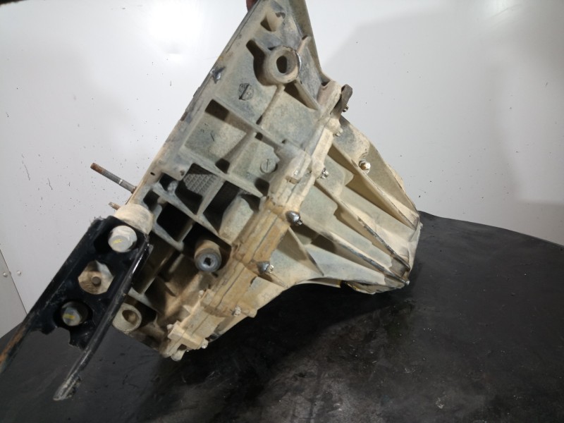 Recambio de caja cambios para dacia duster laureate 4x2 referencia OEM IAM TL4075  M1-B3-170