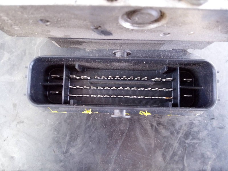 Recambio de abs para opel insignia berlina edition referencia OEM IAM 2265106481 98127 P3-B8-24-3