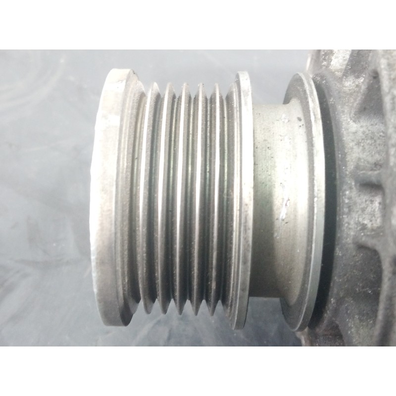 Recambio de alternador para opel insignia berlina edition referencia OEM IAM 13502583  P3-B6-5-2