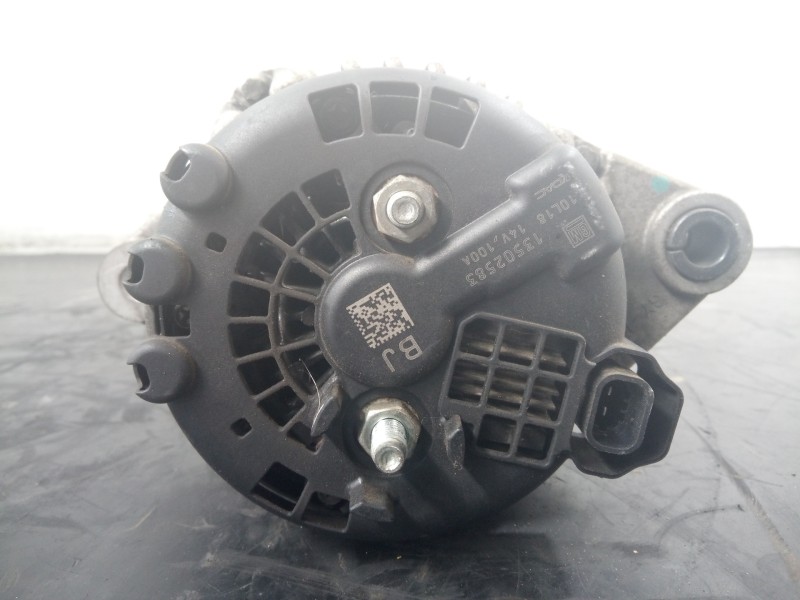 Recambio de alternador para opel insignia berlina edition referencia OEM IAM 13502583  P3-B6-5-2