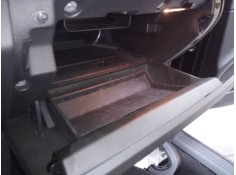 Recambio de guantera para volvo v40 momentum referencia OEM IAM    2