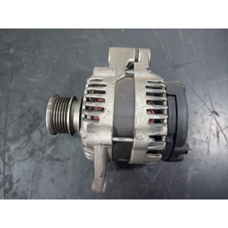 Recambio de alternador para opel insignia berlina edition referencia OEM IAM 13502583  P3-B6-5-2