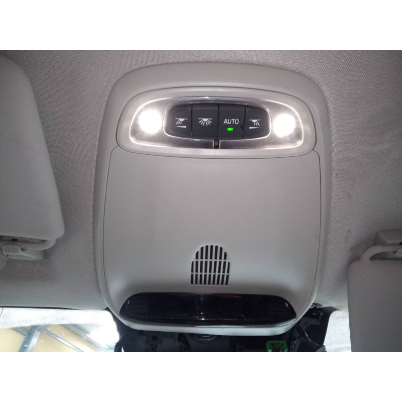 Recambio de luz interior para volvo v40 momentum referencia OEM IAM   