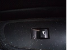 MANDO ELEVALUNAS DELANTERO DERECHO 