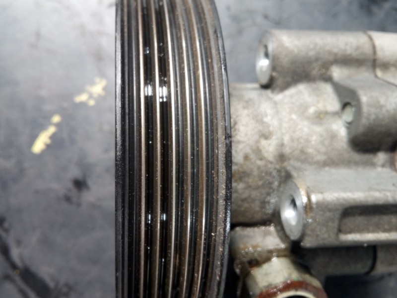 Recambio de bomba direccion para opel insignia berlina edition referencia OEM IAM 1KL2800190 55563329 P3-B4-14-4