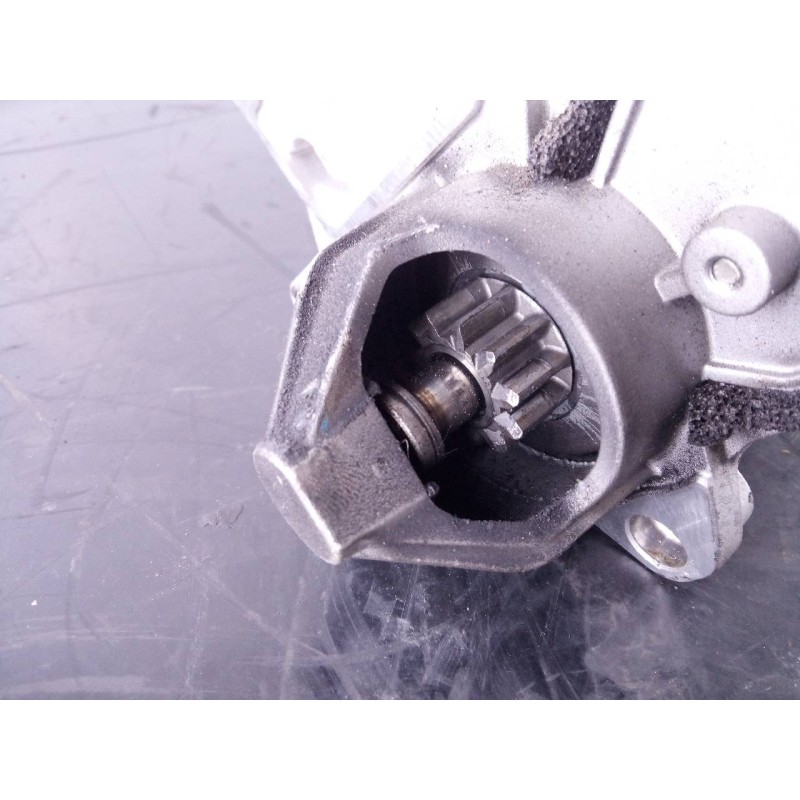 Recambio de motor arranque para renault megane iii berlina 5 p limited referencia OEM IAM 233007970R 4E50070ECB P3-B8-7-3