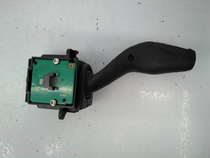 Recambio de mando intermitentes para ford ranger (tke) doppelkabine 4x4 wildtrak referencia OEM IAM 13335  E3-B3-41-1