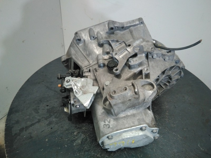 Recambio de caja cambios para citroën c4 picasso attraction referencia OEM IAM 20EA68  M1-B2-24