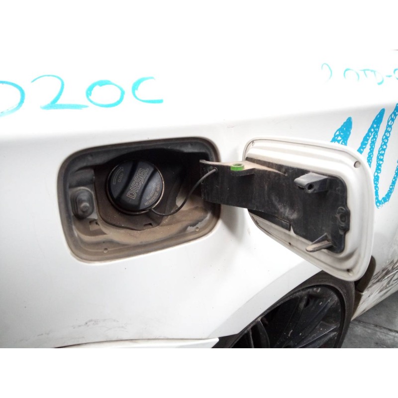 Recambio de tapa exterior combustible para bmw serie 1 coupe (e82) 118d referencia OEM IAM   
