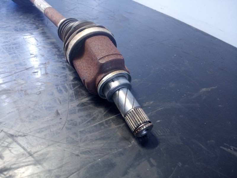 Recambio de transmision delantera izquierda para renault megane iii berlina 5 p limited referencia OEM IAM 391013387R  P1-A6-23