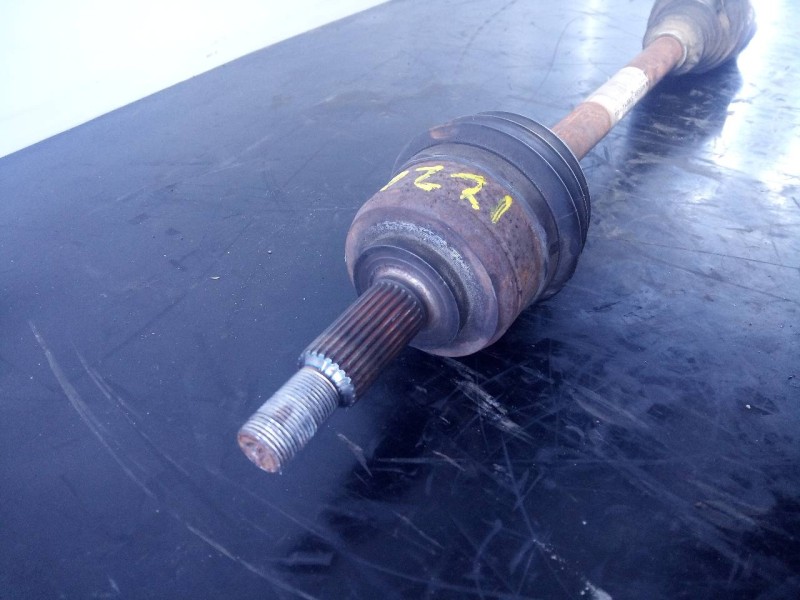 Recambio de transmision delantera izquierda para renault megane iii berlina 5 p limited referencia OEM IAM 391013387R  P1-A6-23