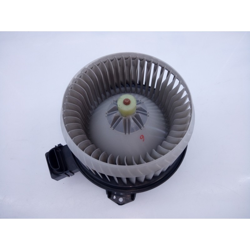 Recambio de ventilador calefaccion para toyota auris luna referencia OEM IAM AV2727005151 5J16 E2-B4-13-2