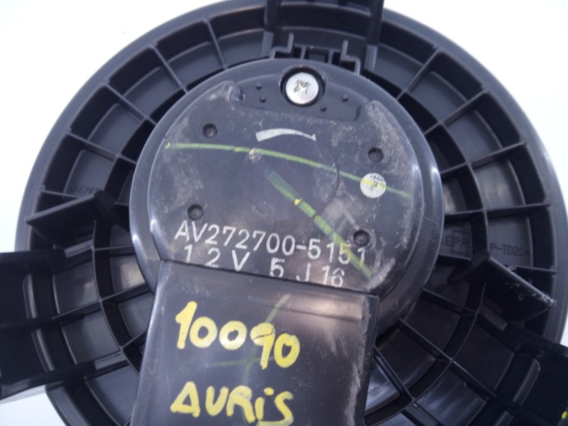 Recambio de ventilador calefaccion para toyota auris luna referencia OEM IAM AV2727005151 5J16 E2-B4-13-2