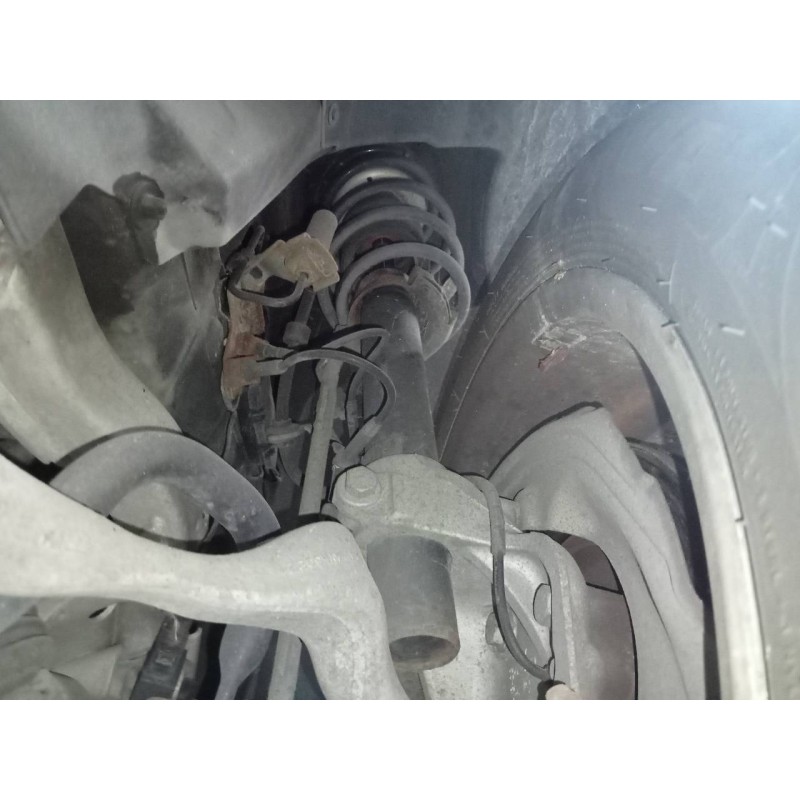Recambio de amortiguador delantero izquierdo para bmw serie 1 berlina (e81/e87) 118i limited sport edition referencia OEM IAM   