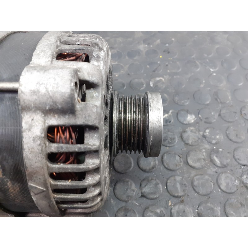 Recambio de alternador para ssangyong rodius xdi limited referencia OEM IAM A6651540302  P3-A4-25-5