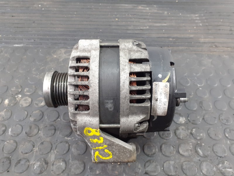 Recambio de alternador para ssangyong rodius xdi limited referencia OEM IAM A6651540302  P3-A4-25-5