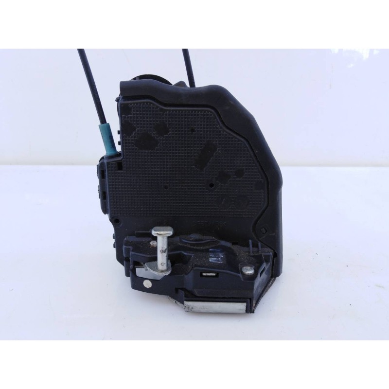Recambio de cerradura puerta trasera izquierda para toyota corolla (e15) sol referencia OEM IAM   E2-B4-10-2